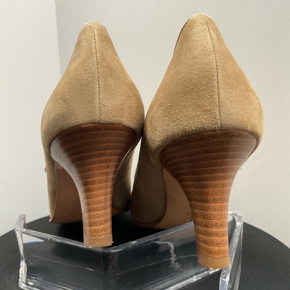 Vintage Salvatore Ferragamo Beige Leather Heels - Picture 8 of 13